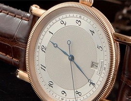 苏州劳力士手表有水雾